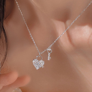 �����i���p��С�����s�߼���Ů���|����Ů�ѶY��2023���¿����l