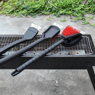 Long handle multifunctional barbecue grill cleaning shovel brush outdoor barbecue grill BBQ Tool nylon cleaning brush double-sided brush