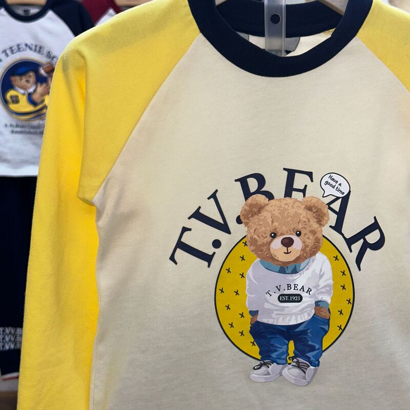 新しい男の子の長袖のtシャツの春秋の金の熊のプリントの中で大きい子供の百合の底のシャツの韓国版の子供服|undefined