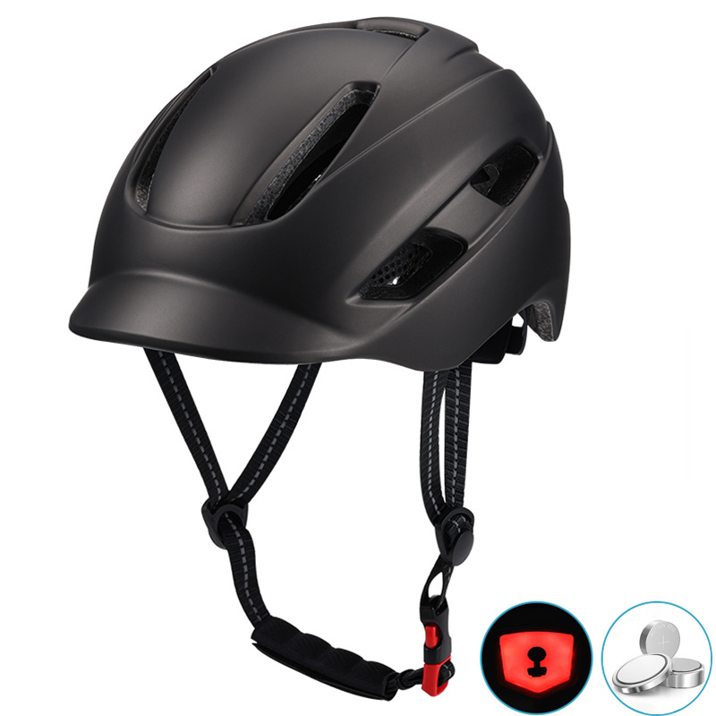 Transfronterizo nuevo casco integrado montar en bicicleta equipo casco hombres y mujeres tapa protectora casco con luz trasera