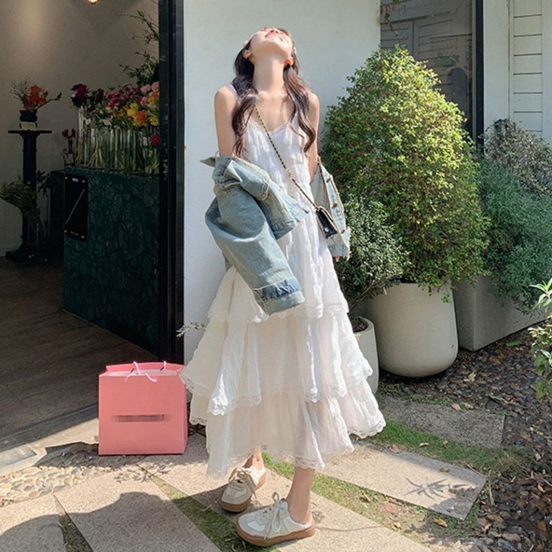Age-reducing Lace Collar Sling dress Women's Spring New Western Style Seaside Holiday Style Cake Dress Beach Long Dress