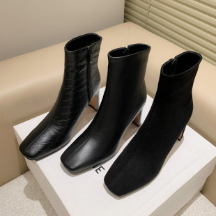 8cm�ָ߸����|Ů����ţƤ����ѥ2022�����^ʯ�^�y��ɫͨ�ڶ�ѥŮ