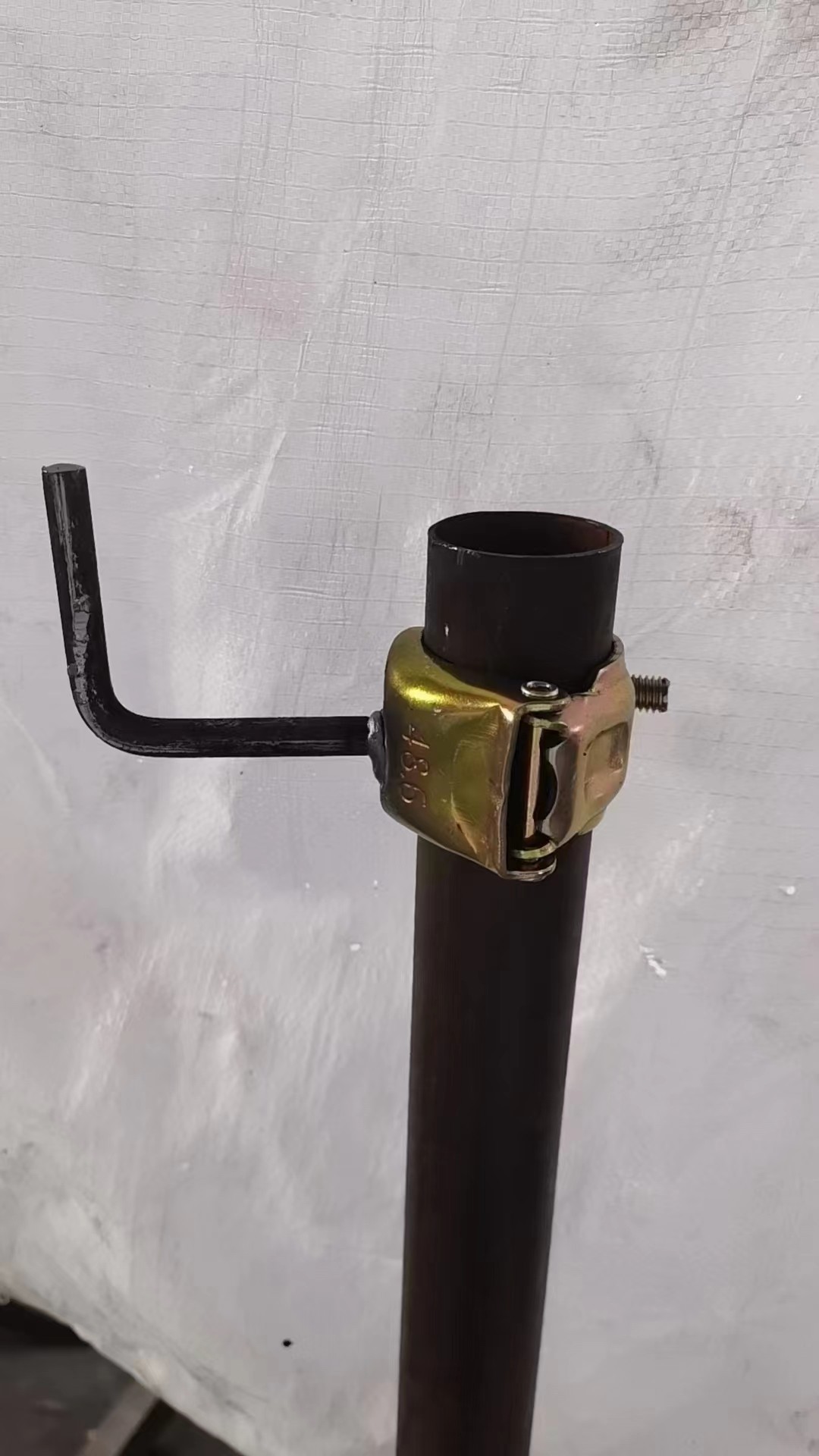 工地电梯门扣件连接件 楼梯防护连接件 半扣扣件防护门扣件