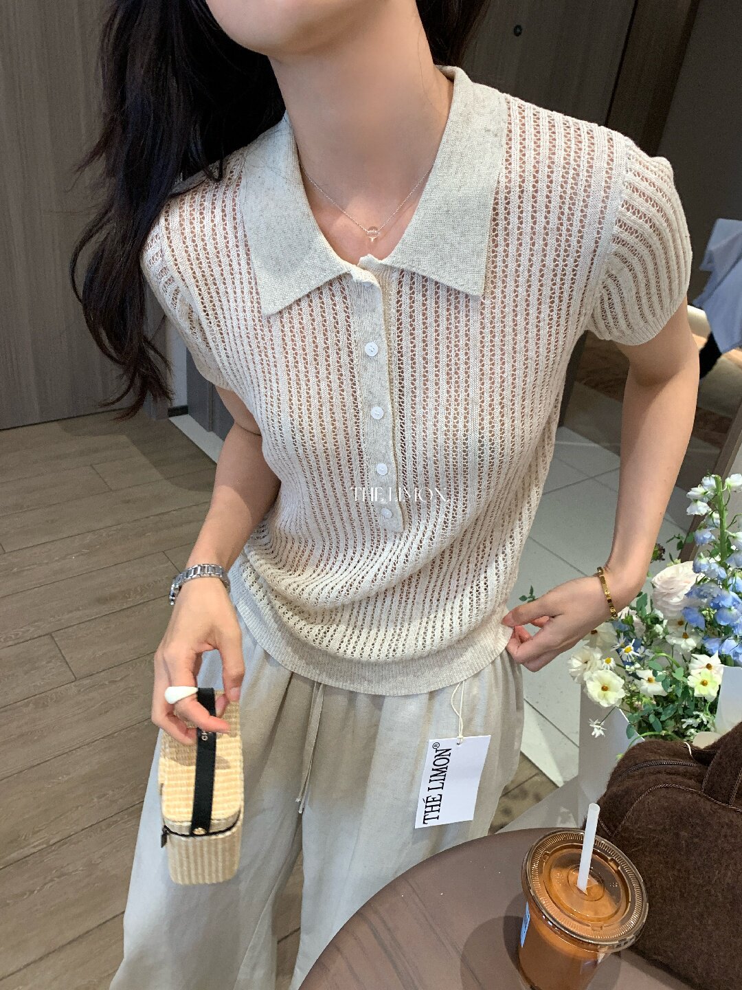 Áo thun polo nữ tay ngắn họa tiết ren Hàn Quốc 2026 mỏng nhẹ — màu nâu, Cà phê, xám đậm, Tên chi tiết 24