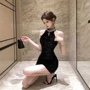 �����Ըк�ɫ��Ƭ�첱�B��ȹŮ�����¿�������@�ݶY������ȹ