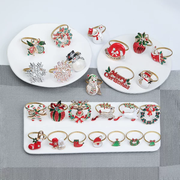 Holiday Snowman Metal Napkin Rings Wholesale Reindeer Christmas Tree Snowflake Napkin Rings Foreign Trade Napkin Holders Table Decoration