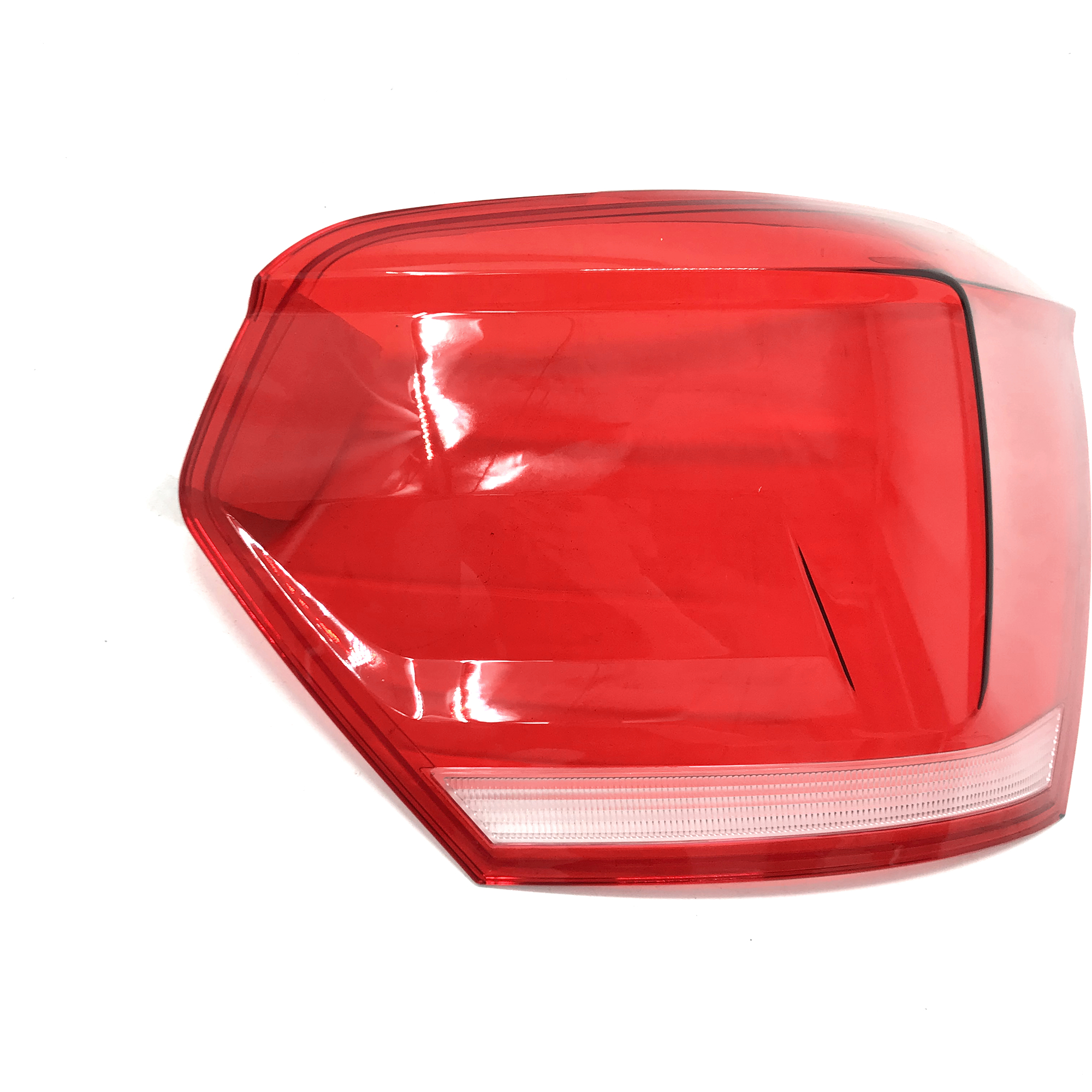 Suitable for 18-19-20-21 Volkswagen Polo rear taillight covers, Polo rear light shell red plastic cover