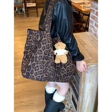 2025秋冬新款大容量复古豹纹托特包女款时尚百搭通勤单肩包通勤包