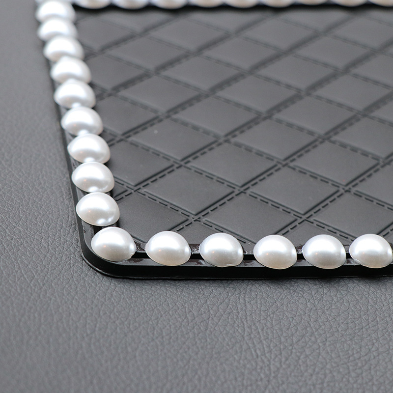Pearl Camellia car anti-slip mat car car silicone high temperature resistant car ornaments anti-slip mat perfume mat