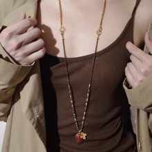 �¿��o����ϵ���p��ʯ���yɫ���~��һ�����朸߼��К��|�ٴ�Ů