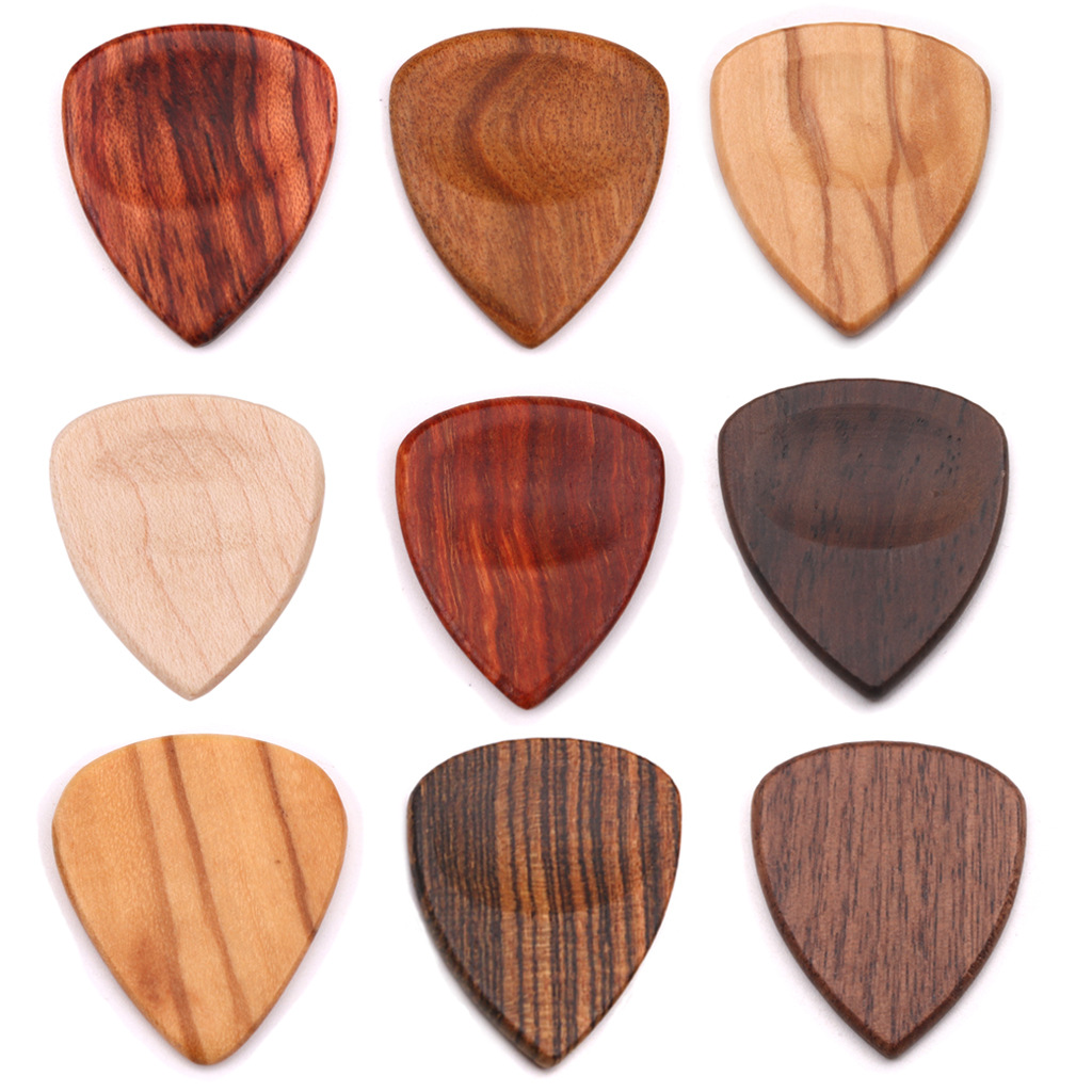 Tallado logo guitarra de madera Pick madera metralla Folk Bass ukulele Pick Guitar Accesorios
