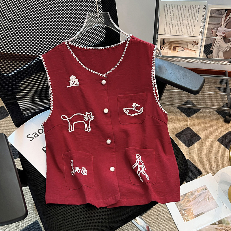 French-Style Red Sleeveless Shirt Vest Embroidered Blouse for Women 2026 Summer New Beautiful Short Top French-Style Red Sleeveless Shirt Vest Embroidered Blouse for Women 2026 Summer New Beautiful Short Top
