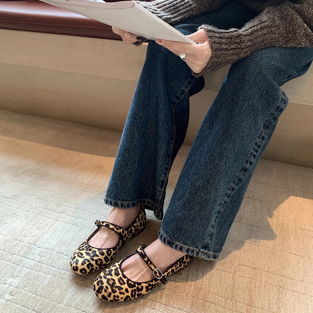 [셰이이 수 이닌] 복고풍 감각 ~ 레오파드 무늬 말 머리 버클 편평한 밑바닥 메리 제인 발레 신발 여성 밀크 신발