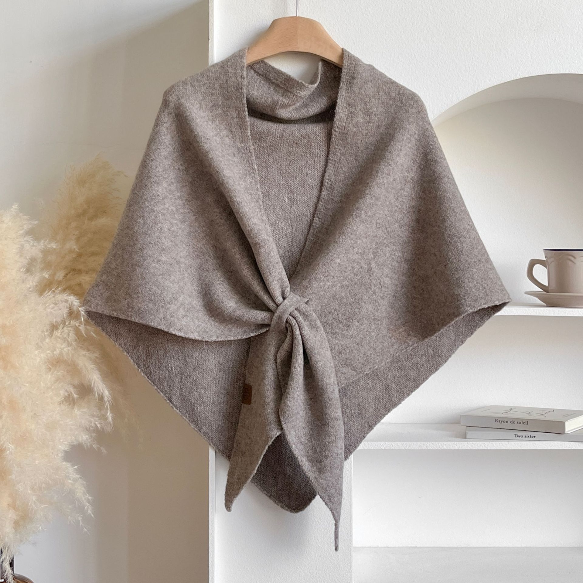 Bufanda Triangular de Lana Estilo Casual 2025 para Mujer, Calentador de Cuello para Otoño e Invierno, Chal Grande de Color Sólido para Habitaciones con Aire Acondicionado.