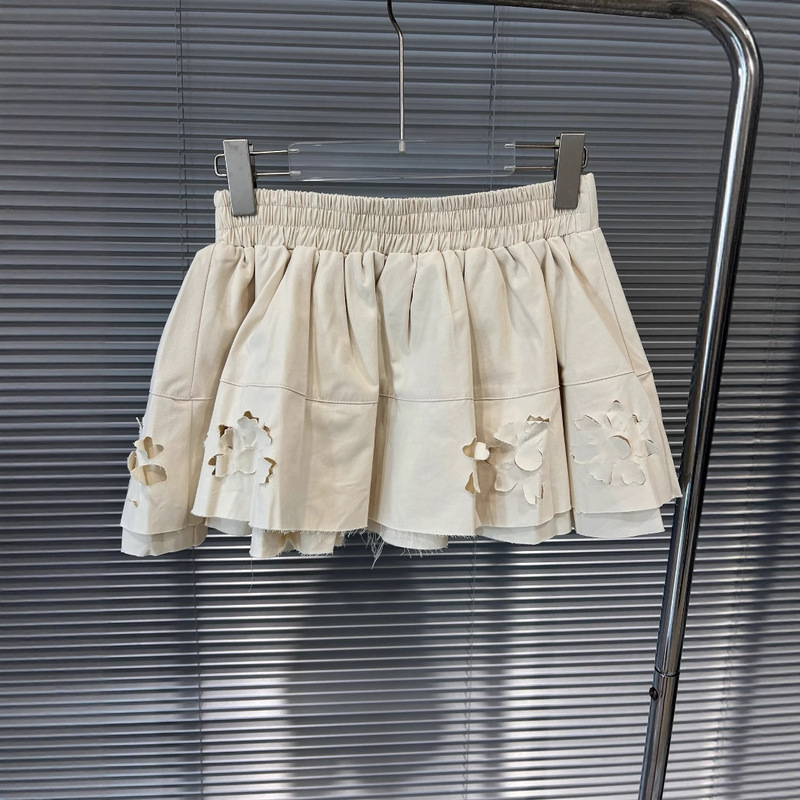 2025年初秋超人気サマースーツレディースデザイン中空刺繍日焼け止めシャツとショーツ2点セット|undefined