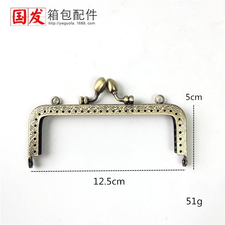 Spot 12.5 * 5CM relieve cuadrado cabeza de brotes de oro bronce oro claro