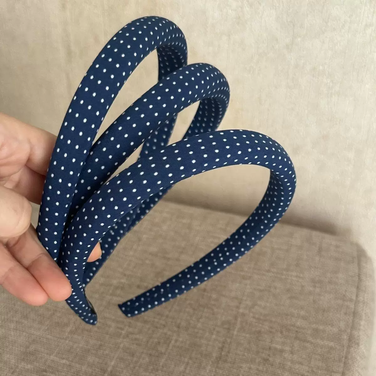 韩系温柔气质甜波点细款发箍韩版少女简约头箍网红新款高级感发卡