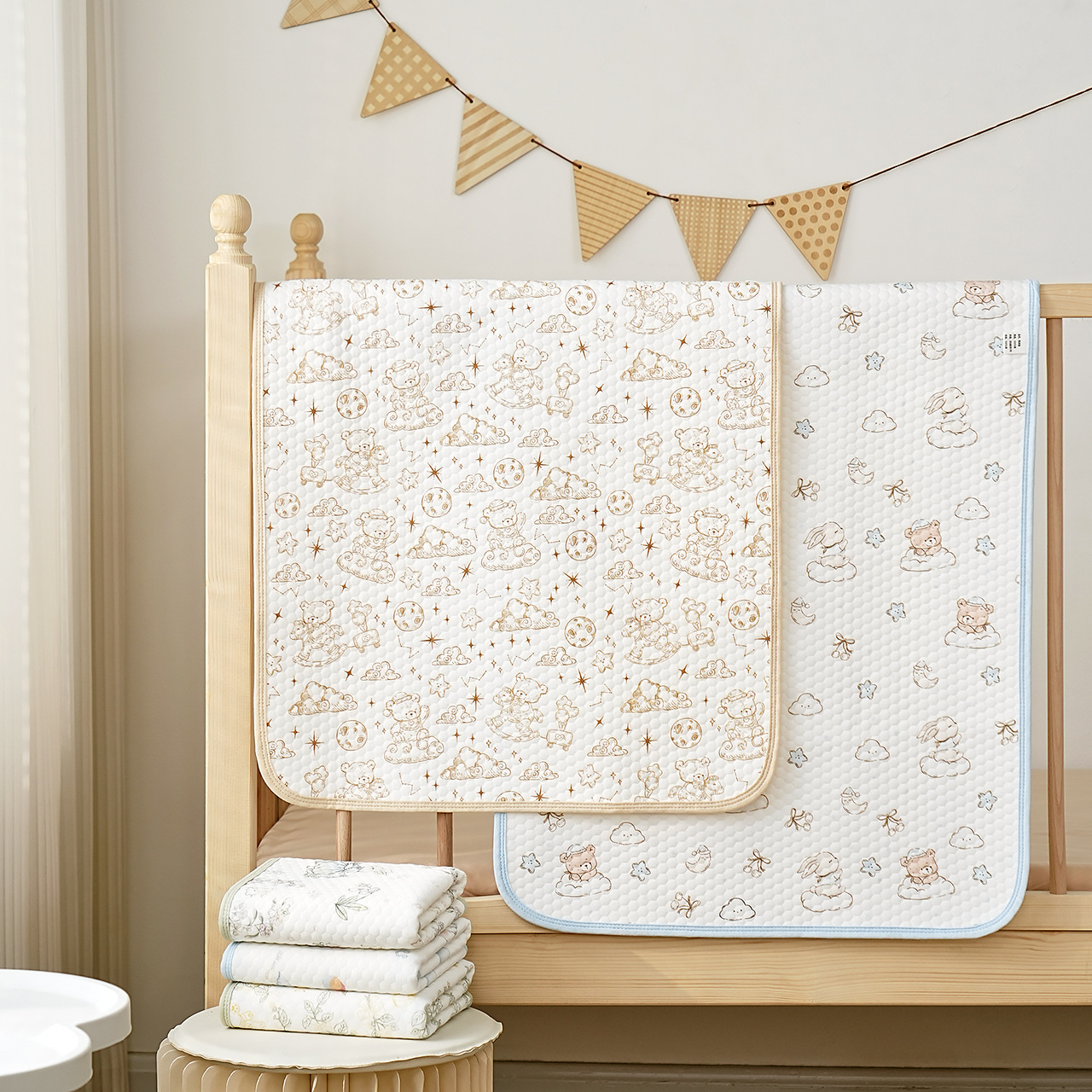 Newborn Baby Diaper Pad, Air Cotton, Breathable, Waterproof, Leak-Proof, Machine Washable, Korean-Style Baby Diaper Pad, Manufacturer Wholesale