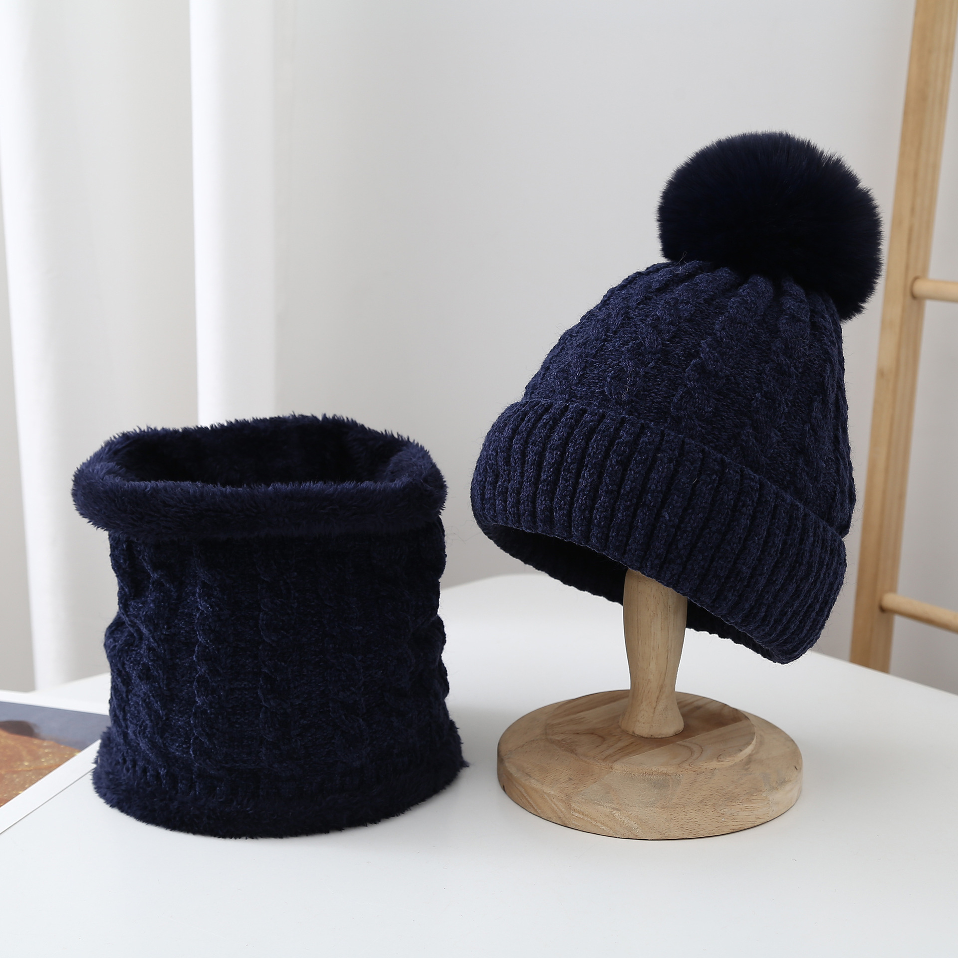 Sombrero bufanda mujer invierno versátil forro polar sombrero de punto bufanda conjunto de dos piezas Otoño e Invierno color sólido sombrero de lana image 8
