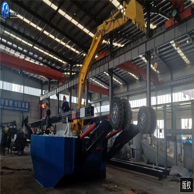 山东工厂清淤水路两栖挖掘机 简单好用沼泽地清淤船 挖泥船定制