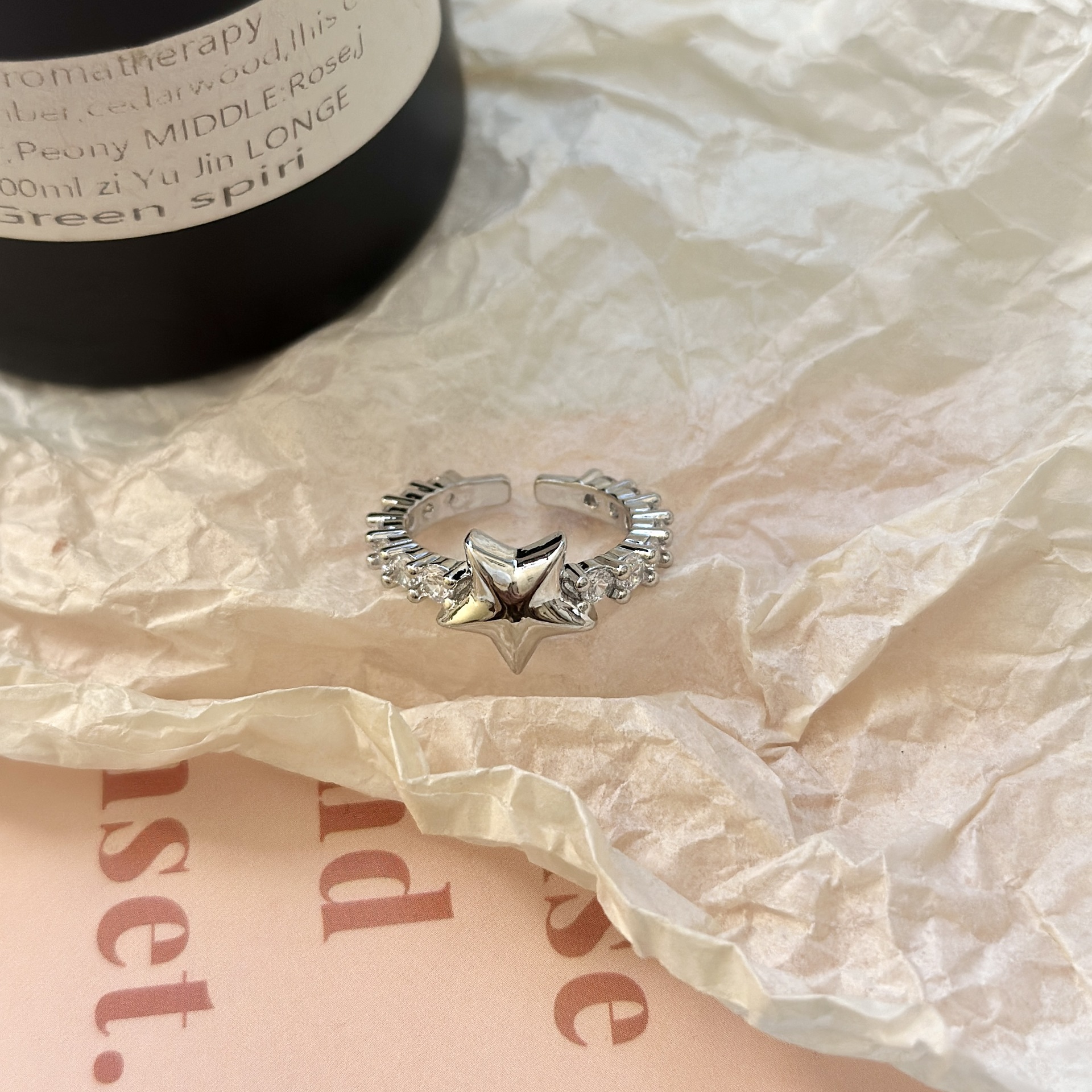 Exquisite And Sophisticated Micro-inlaid Zircon Five-pointed Star For Women, Niche Design, Light Luxury, Minimalist_voghion.com