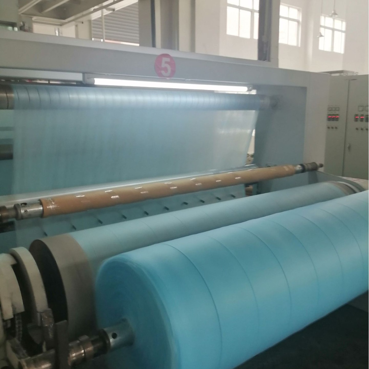 厂家SS无纺布一次性口罩民用双S布3d纺粘pp无纺布工厂厂家家居