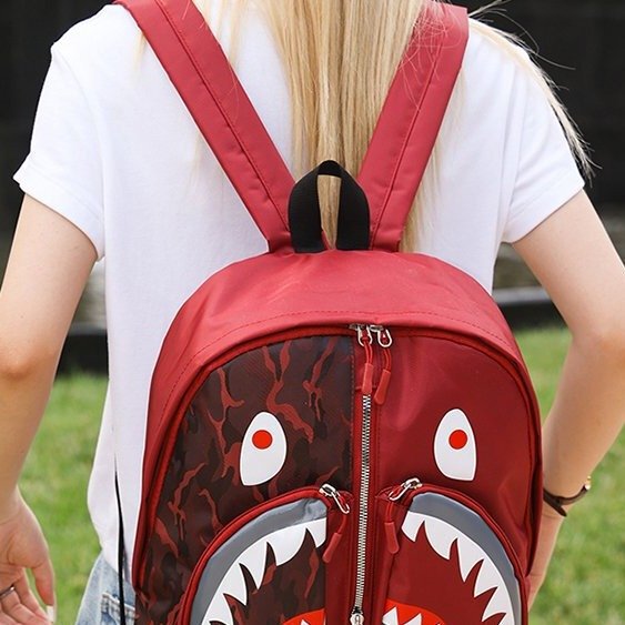 2025 New School Bag Bape Versatile Graffiti Student Backpack Men and Women Casual Backpack Motorcycle Bag Shark Book