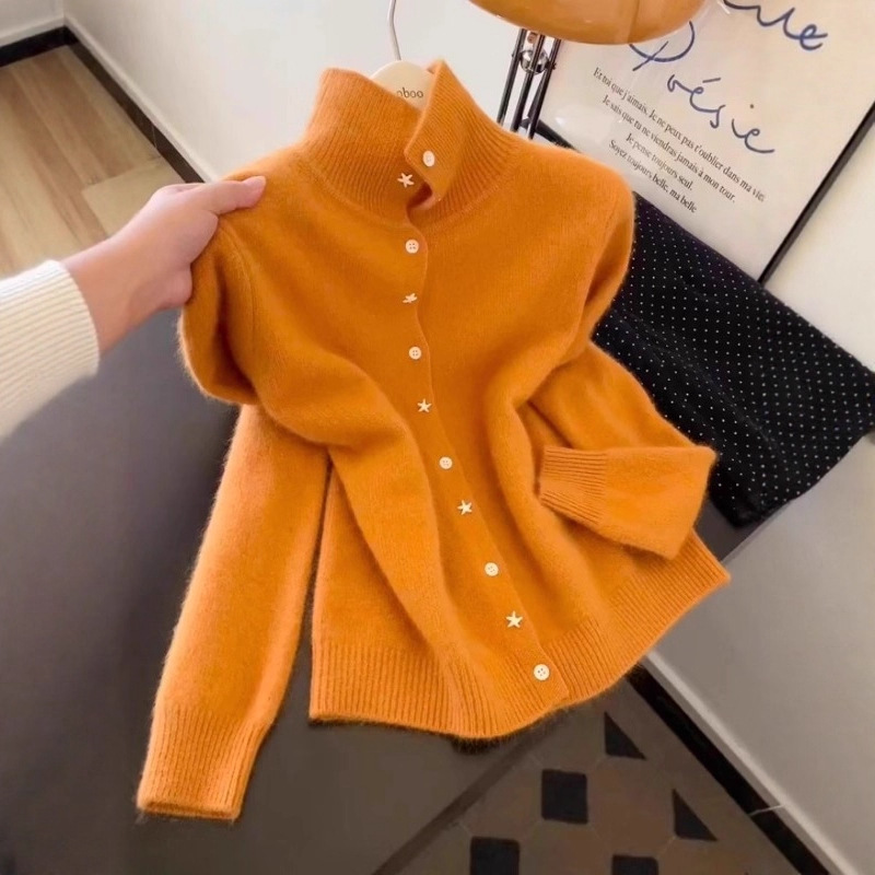 This Year's New 2025 Autum Loose Fat mm Orange Stand-Up Collar Knitted Cardigan Women's Long-Sleeved High-End Soft Waxy Sweater