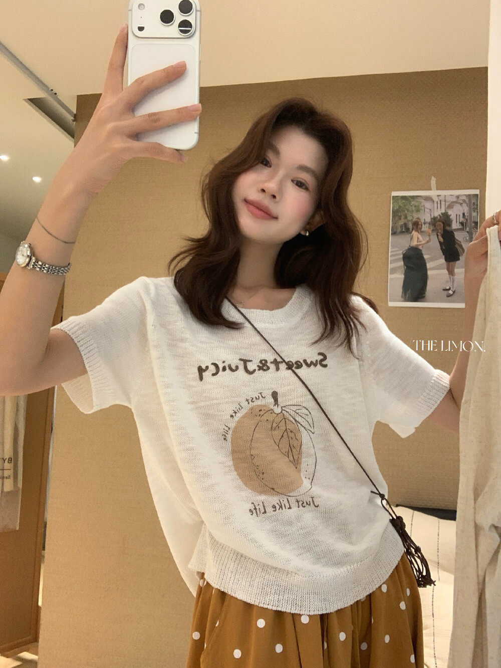 Áo thun nữ cổ tròn tay ngắn họa tiết trái cây chất liệu bamboo linen — màu đen, trắng ngà, màu cam, màu xám chi tiết 27