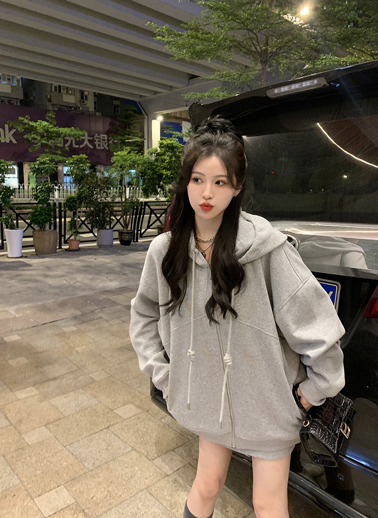 hmqViviiyNSAyin7WuaftzgMvP0HRWt2YPRo