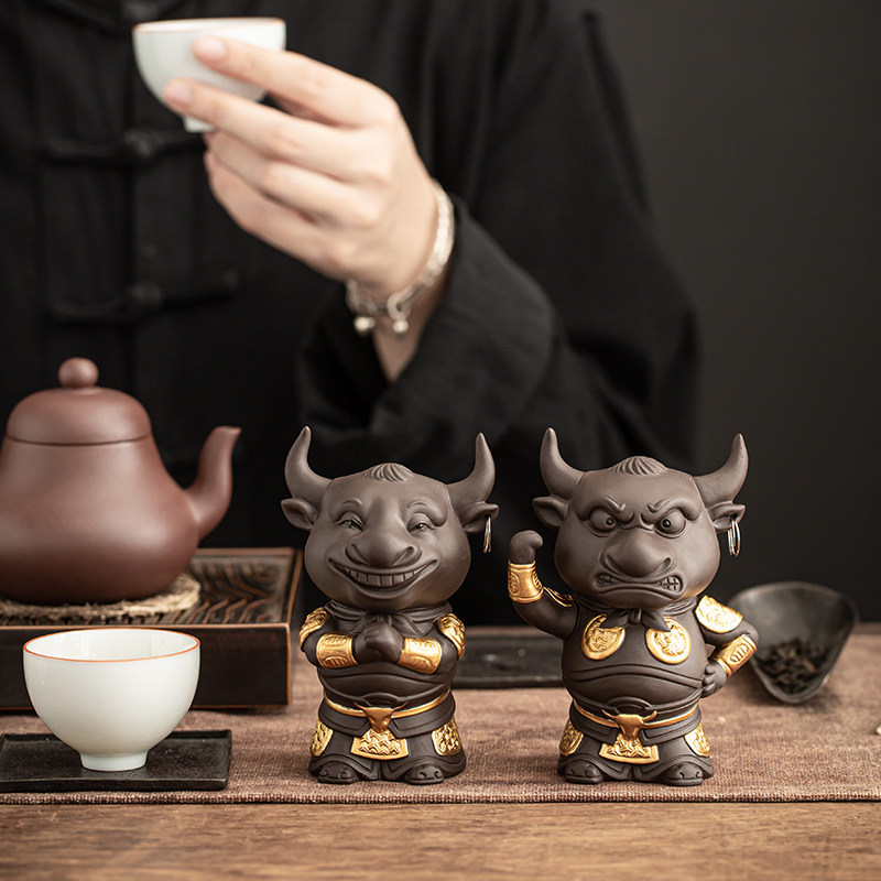 紫砂茶宠摆件精品牛魔王茶桌茶盘可养茶道配件茶玩创意个性装饰品