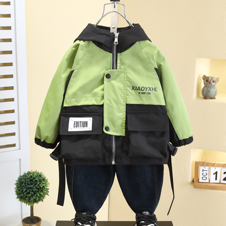 7569 cortavientos de correas a juego de colores para niños 2025 primavera nueva chaqueta casual para niños pequeños y medianos comercio exterior para niños