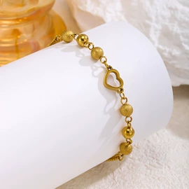 项链;手链;耳钉