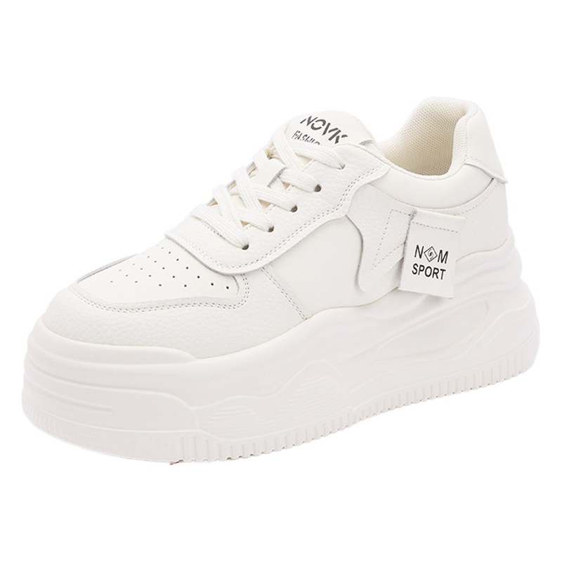 Flat Casual Shoes for Women, Popular Online Style, Thick-Soled Height-Increasing White Sneakers for Women, 2026 Spring and Autumn Fashion Versatile Single Shoes
