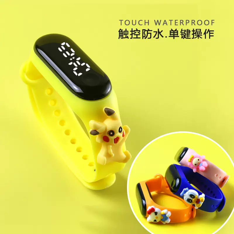 现货批发防水卡通白灯LED电子手表中小学生运动公仔触摸手环表