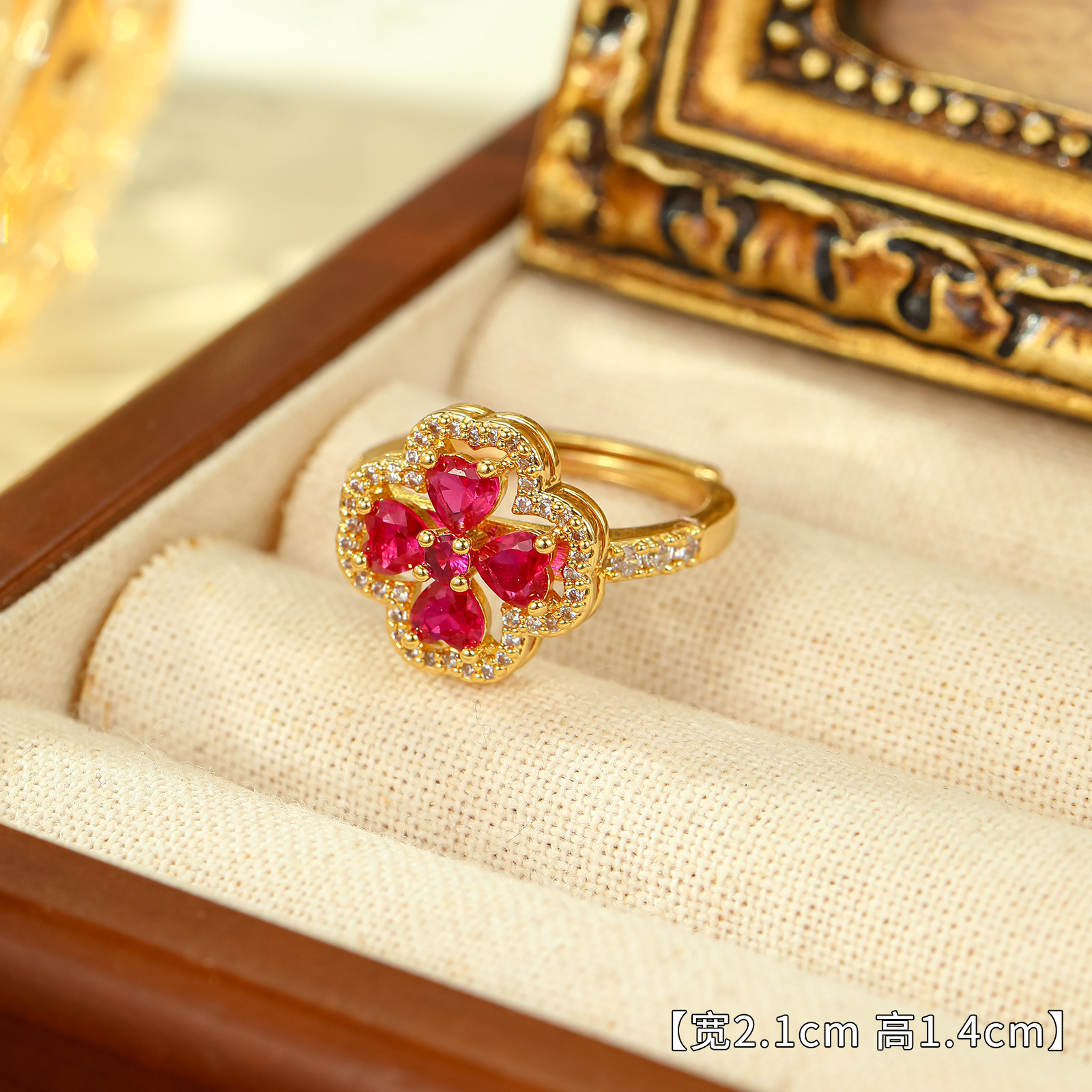 Explosiones transfronterizas lujosas de cuatro hojas color zircon conjunto de joyería de alta sensación única retro simple exquisita versátil