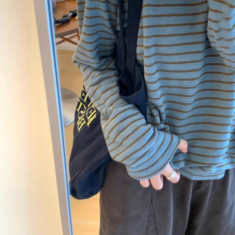 Striped Contrast Color Lazy Style Striped Sweater for Women in Autumn, Loose and Versatile Design, Slimming Korean Style Top