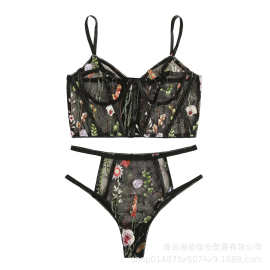 外贸加大码一件代发情趣内衣刺绣古典透视肚兜诱惑性感火辣套装