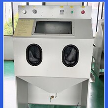 可调模具铸件去毛刺箱体式喷砂机1010手动高效除锈增强款