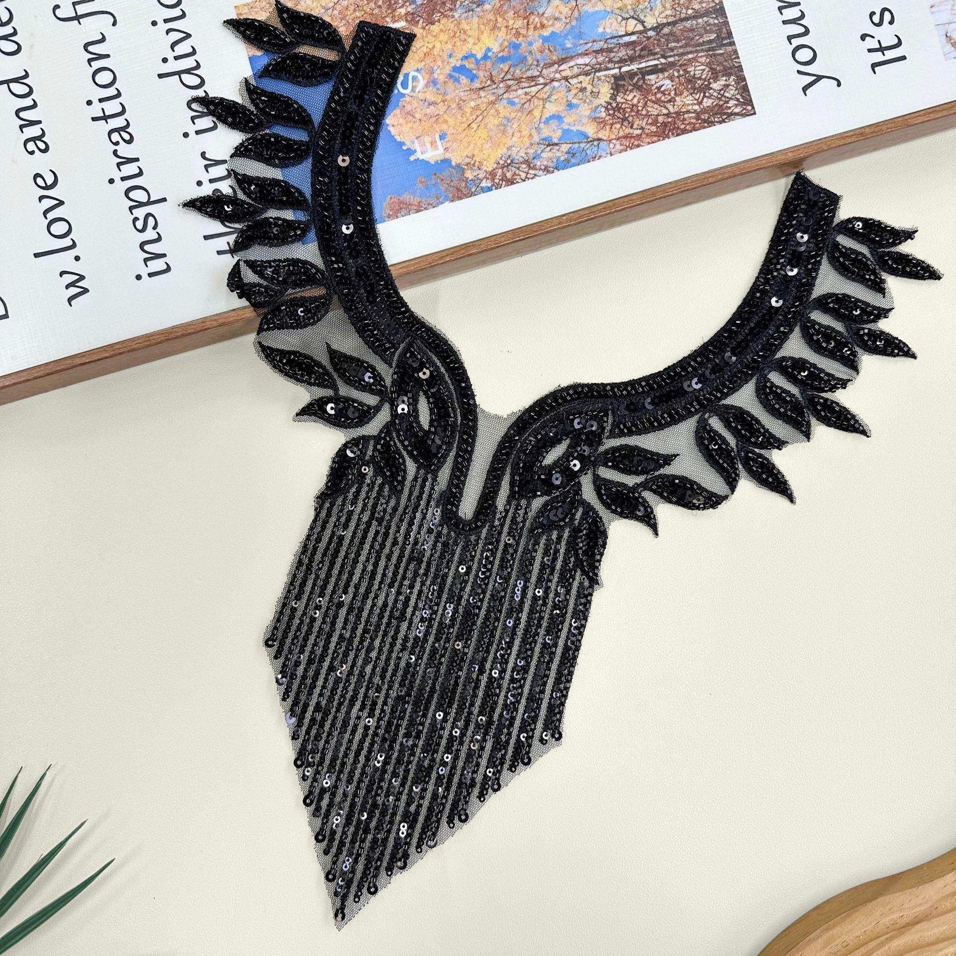 Exquisito cuello dorado, pegatinas decorativas, bordados con lentejuelas, vestidos artesanales, vestidos, zapatos y sombreros, accesorios de bricolaje