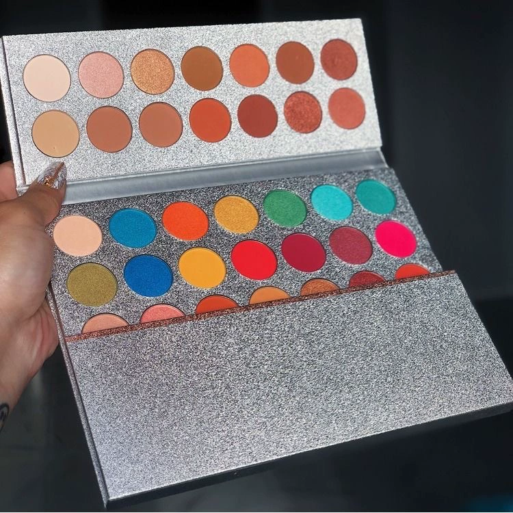 Настоящая Beauty Glazed63 цветовая палетка теней с двойным открытием, студенческая сцена макияжа, цветная палетка теней