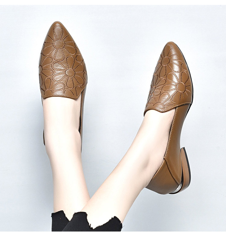 Giày nữ da bò mềm đế mềm gót vuông 5 cm phong cách retro — Gót giữa KAKI 5cm chi tiết 12