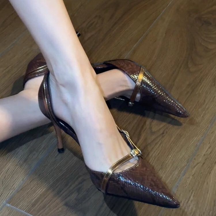 Brown Niche Style Sexy Pointed-Toe Snakeskin Pattern Sexy Stiletto Heels Shallow Hollow-Out Single Shoes 2026 Retro High Heels for Women