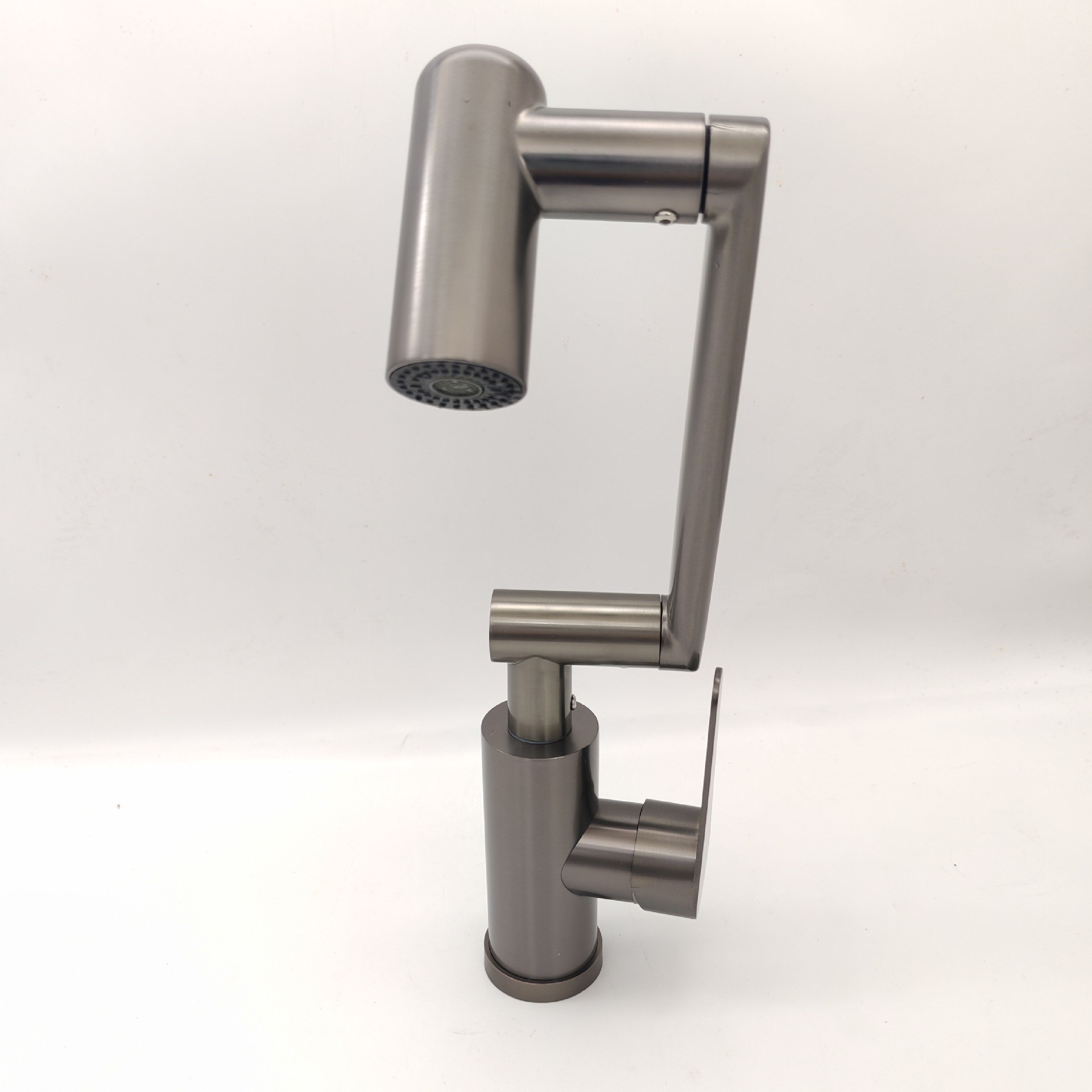 Factory Direct Sale Stainless Steel Lucky Cat Mechanical Arm Basin Faucet, Hot and Cold Sink Faucet, Kitchen Faucet