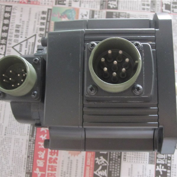 伺服电机HC-SFS52B