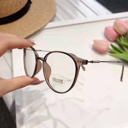 New TR90 Myopia Glasses Frame for Men and Women, Retro Elliptical Spring Leg Optical Frame, Wholesale Eyeglass Frames