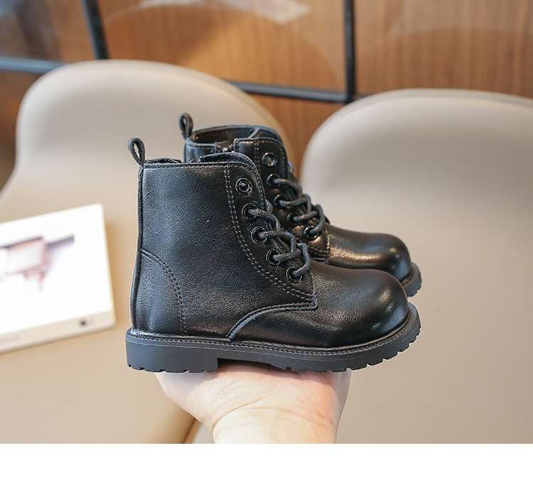 Martin da ragazza 2024 autunno nuovi bambini stile inglese sottile scarpe da ragazzo stivali in pelle per prestazioni studentesche_voghion.com