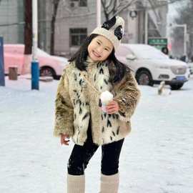 2024新款女童仿狐狸毛皮草外套儿童加厚环保毛毛绒山猫纹上衣女孩