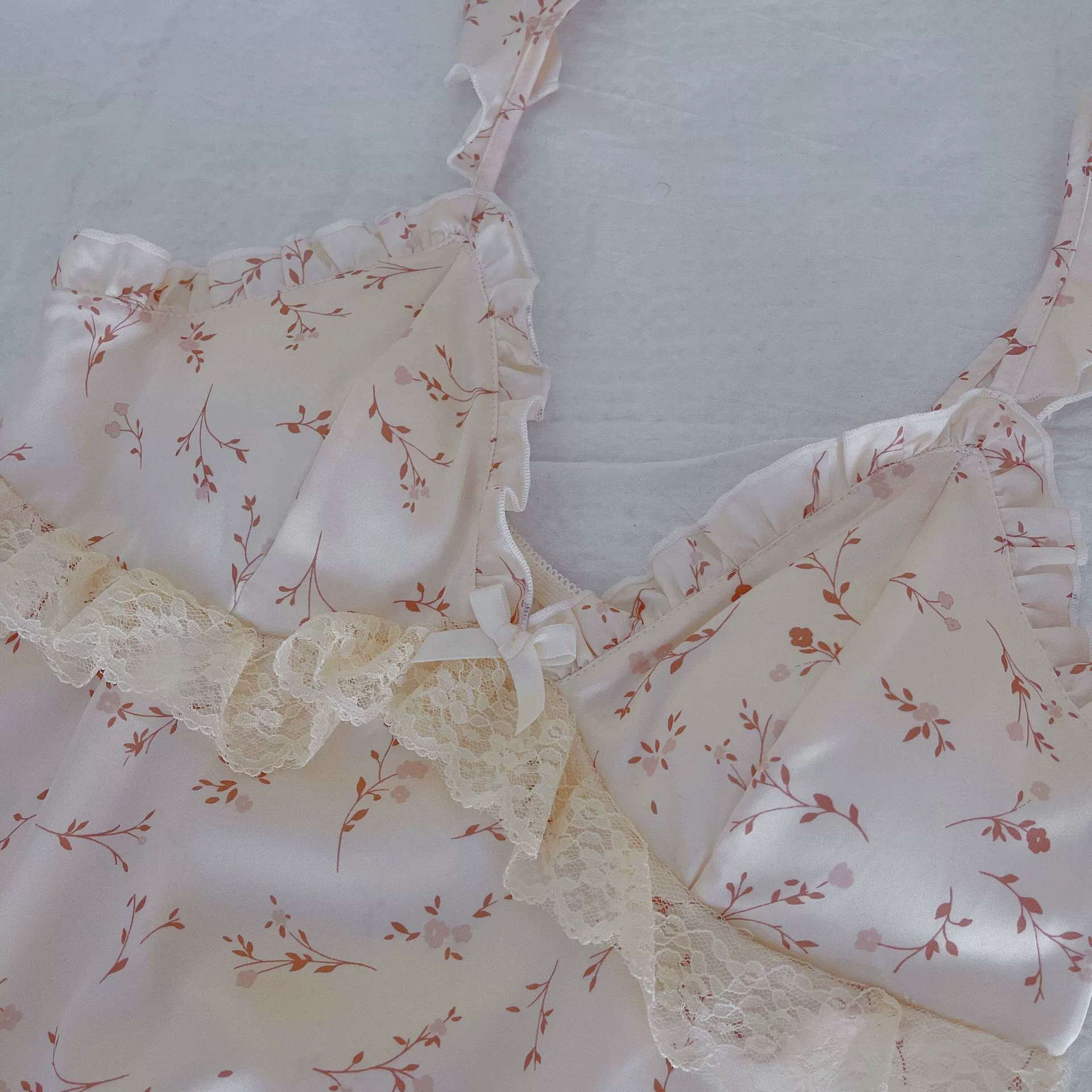 Pijama, set, flower arrangements, top with cups, french style, lifting effect, floral print