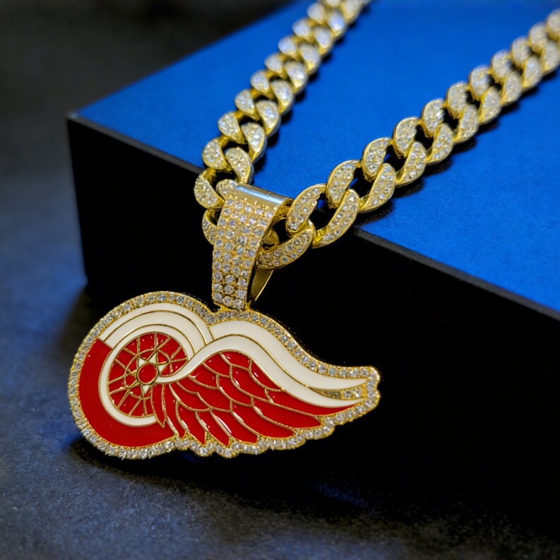 Cadena completa de diamantes cubanos Detroit Red Wings colgante hip-hop europeo y americano marcas de moda de diamantes ligeros de lujo nicho joyas de diseño